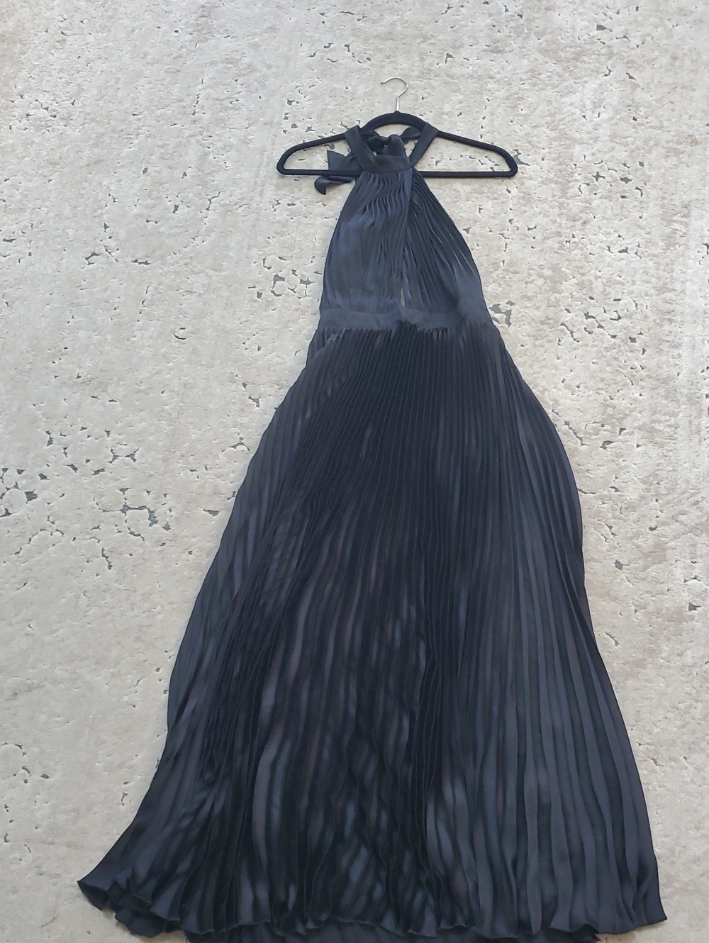 Lulu's Black Pleated Halter Maxi Dress